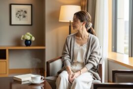 ホテルでくつろぐための服装とは？快適に過ごすコーデ術